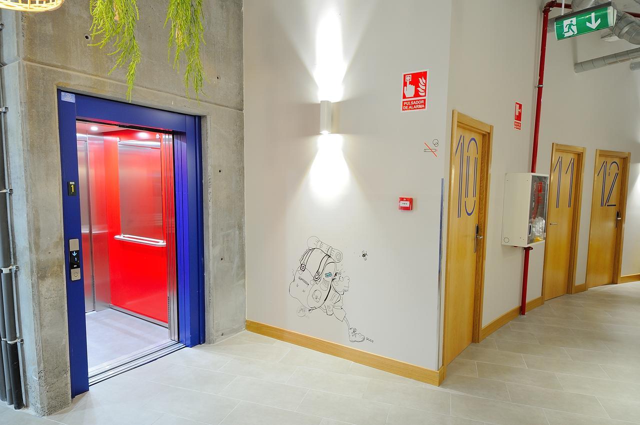 Egunon Bilbao Hostel Exterior foto